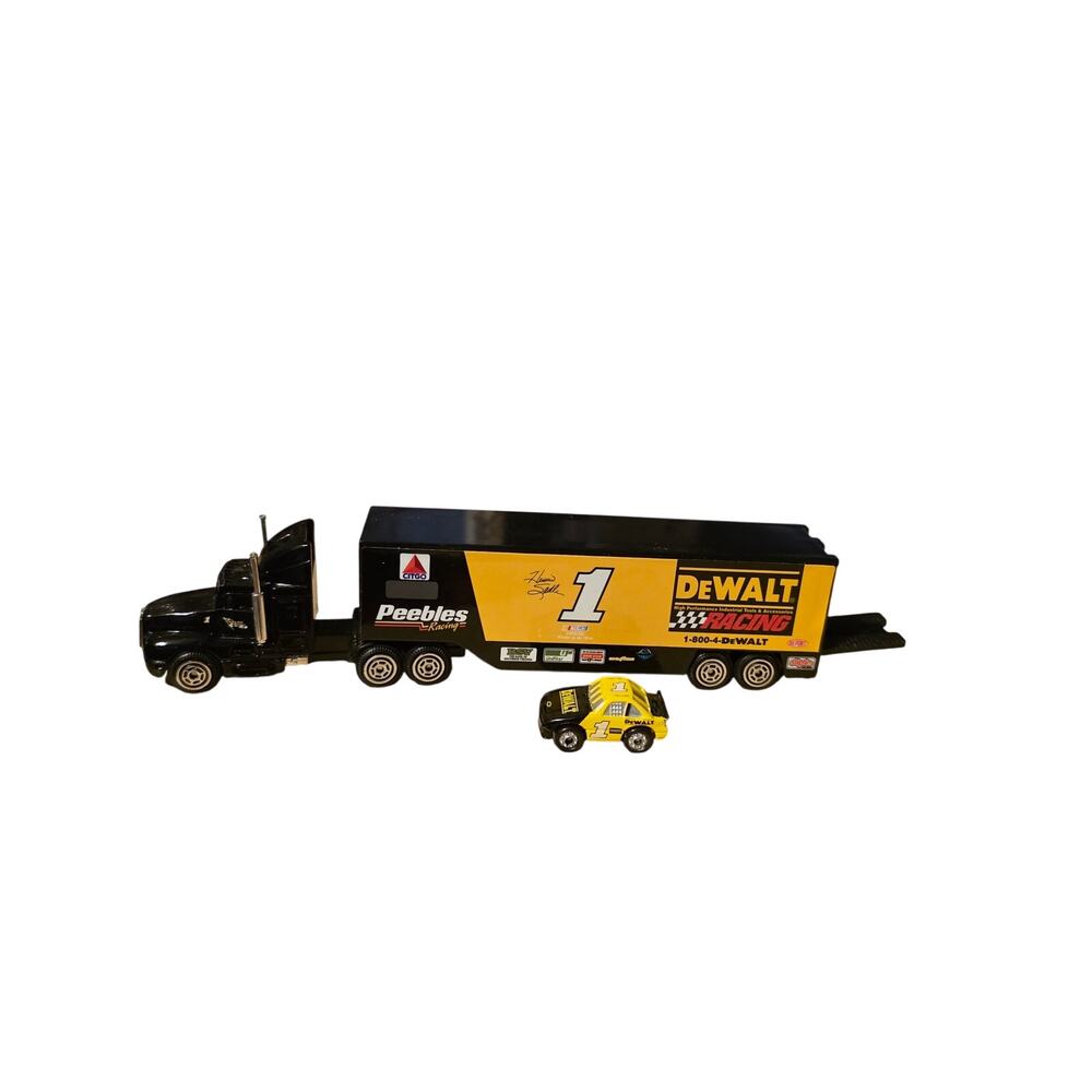 Hermie Sadler #1 DeWalt 1996 Racing Champions Transporter Hauler & Car NASCAR
